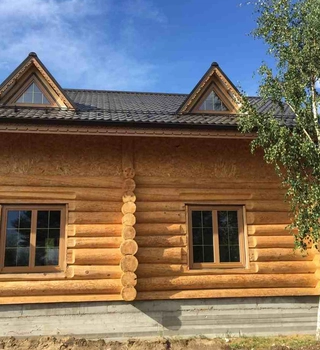 Роскошные окна с золотой раскладкой